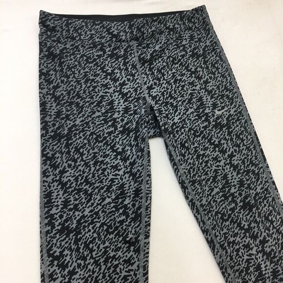 NIKE Essential Legging Women S Gray Black Digital Camo Print Dri Fit Running - Picture 4 of 16